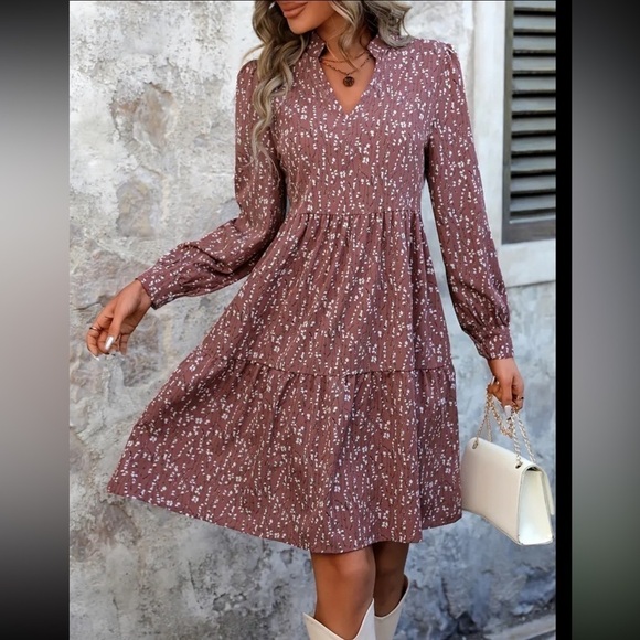 Pendulum Long Sleeve Notched Neck Dress with Allover Print and Ruffle Hem - Picture 4 of 6